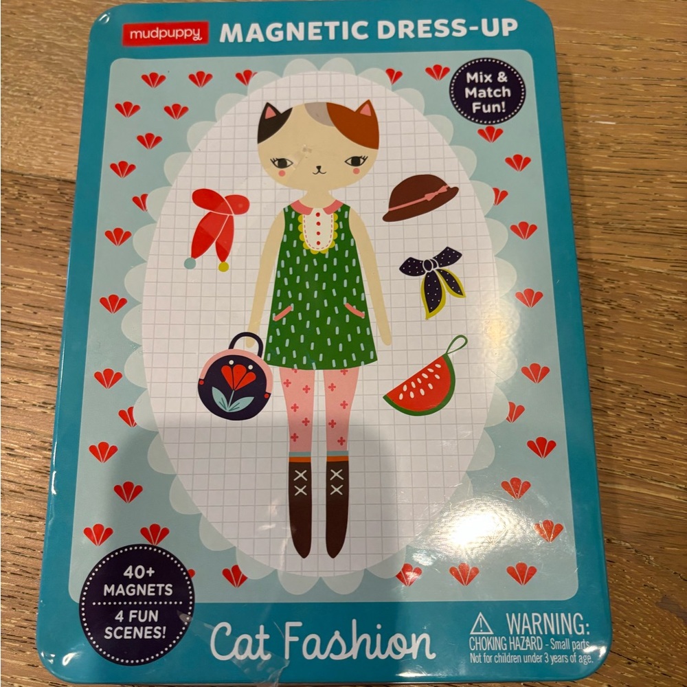 Mudpuppy Cat Fashion Magnetic Dress-Up - Green